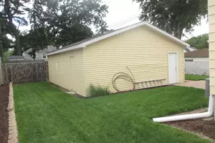 8322 White Oak Ave, Munster, IN 46321 - Photo 18