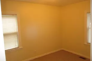 8322 White Oak Ave, Munster, IN 46321 - Photo 8