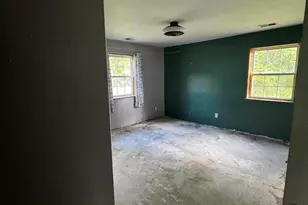 495 W 450 N, Hobart, IN 46342 - Photo 8