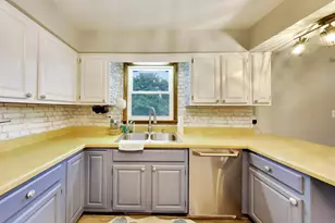 6712 Old Porter Rd, Portage, IN 46368 - Photo 12