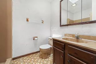 1697 Sunnyslope Dr, Crown Point, IN 46307 - Photo 8