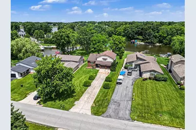 1697 Sunnyslope Drive, Crown Point, IN 46307 - Photo 16