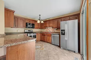1697 Sunnyslope Dr, Crown Point, IN 46307 - Photo 6