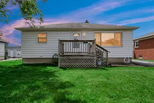 7638 Missouri Ave, Hammond, IN 46323 - Photo 2