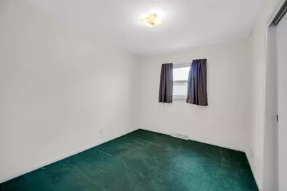 7638 Missouri Avenue, Hammond, IN 46323 - Photo 10