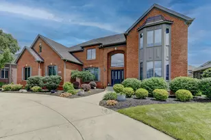 9937 Tanglewood Ct, Munster, IN 46321 - Photo 2