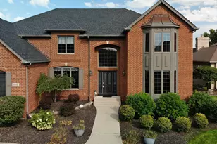 9937 Tanglewood Ct, Munster, IN 46321 - Photo 2
