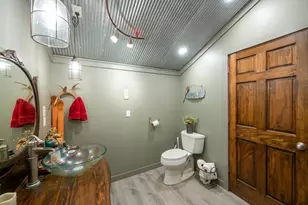 11710 W South Park Rd, Kewanna, IN 46939 - Photo 14