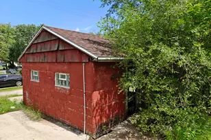 834 E 41st Ave, Gary, IN 46409 - Photo 38