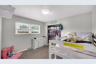 8340 Cottage Grove Place, Highland, IN 46322 - Photo 14