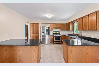 6297 Victory Avenue, Portage, IN 46368 - Photo 10