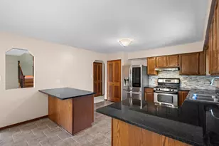 6297 Victory Ave, Portage, IN 46368 - Photo 8