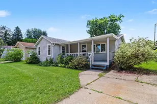 206 Oberreich St, La Porte, IN 46350 - Photo 2