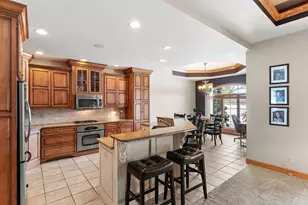 5540 Fountain View Dr, Wheatfield, IN 46392 - Photo 16