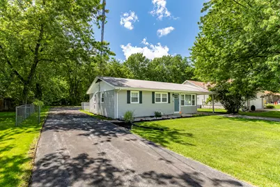 834 S Cline Avenue, Griffith, IN 46319 - Photo 2
