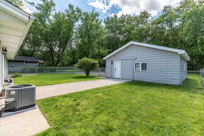 834 S Cline Avenue, Griffith, IN 46319 - Photo 16
