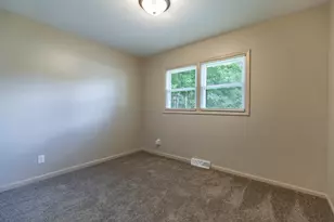 834 S Cline Ave, Griffith, IN 46319 - Photo 12