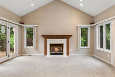 203 Fieldstone Drive, La Porte, IN 46350 - Photo 6
