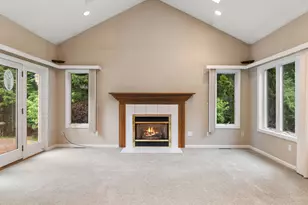 203 Fieldstone Dr, La Porte, IN 46350 - Photo 6