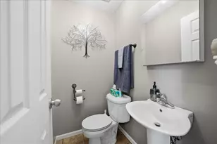 518 Golden Rain Ct, Demotte, IN 46310 - Photo 18