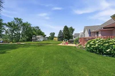 518 Golden Rain Court, Demotte, IN 46310 - Photo 4