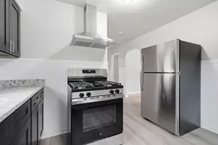 3050 W 39th Pl, Gary, IN 46408 - Photo 6