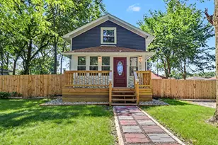 2790 Emerson St, Portage, IN 46368 - Photo 2