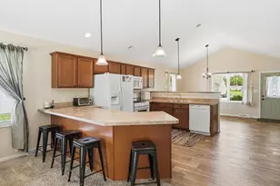 320 Ironwood St NW, Demotte, IN 46310 - Photo 12