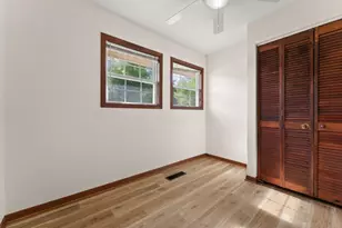 8124 Sycamore Ave, Highland, IN 46322 - Photo 10
