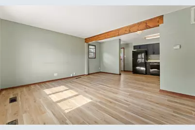 8124 Sycamore Avenue, Highland, IN 46322 - Photo 4