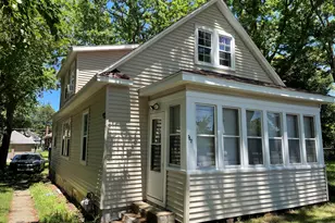 542 Holliday St, Michigan City, IN 46360 - Photo 1