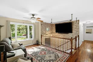 3031 Huntington St, Hobart, IN 46342 - Photo 6