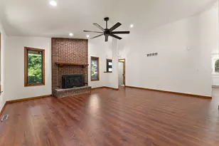 1811 N Country Ln, Michigan City, IN 46360 - Photo 4