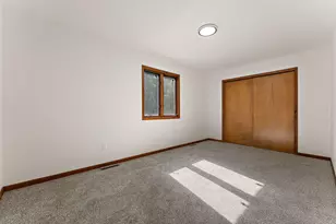 1811 N Country Ln, Michigan City, IN 46360 - Photo 18