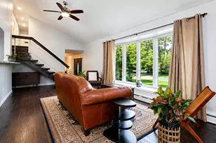 8205 Oakwood Ave, Munster, IN 46321 - Photo 8