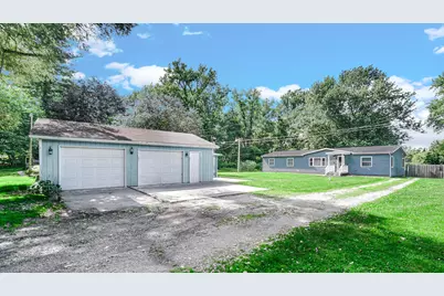 115 Fir Street, Walkerton, IN 46574 - Photo 2
