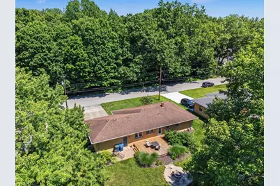 612 S Jackson Boulevard, Chesterton, IN 46304 - Photo 2