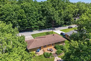612 S Jackson Blvd, Chesterton, IN 46304 - Photo 2