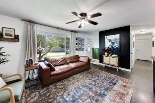 936 Northgate Dr, Dyer, IN 46311 - Photo 4