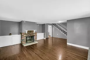 112 W 13th St, La Porte, IN 46350 - Photo 4