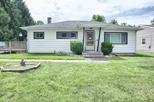 84 W 850 N, Valparaiso, IN 46385 - Photo 1