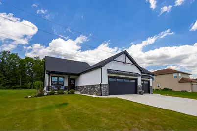 539 Scenic View Avenue, Valparaiso, IN 46385 - Photo 2