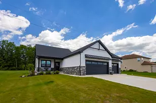539 Scenic View Ave, Valparaiso, IN 46385 - Photo 2