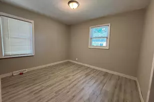 1815 E 28th Ave, Lake Station, IN 46405 - Photo 6