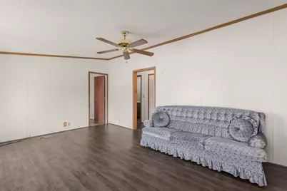 1351 E Colonial Drive, La Porte, IN 46350 - Photo 10