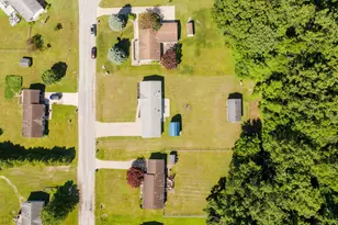 1351 E Colonial Dr, La Porte, IN 46350 - Photo 34