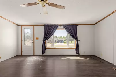 1351 E Colonial Drive, La Porte, IN 46350 - Photo 8