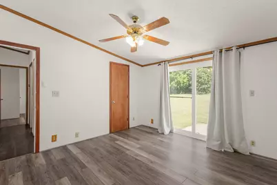 1351 E Colonial Drive, La Porte, IN 46350 - Photo 18