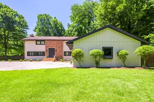 1552 W Horseshoe Bend, La Porte, IN 46350 - Photo 2