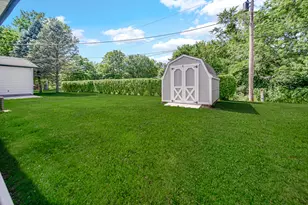 433 Nantucket Rd, Valparaiso, IN 46385 - Photo 20